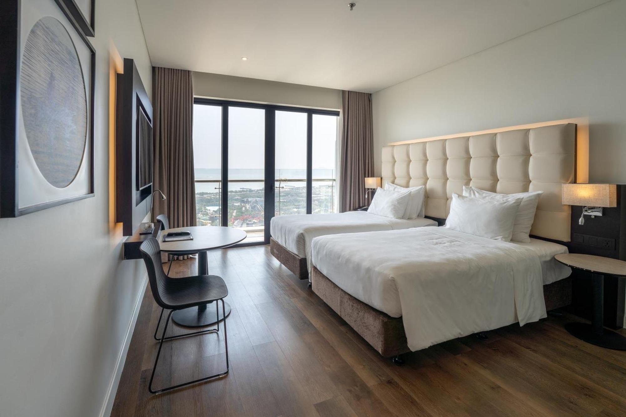 Hotel Soleil Ha Long, Trademark Collection By Wyndham Екстер'єр фото